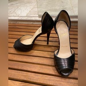 Christian Louboutin Black Vintage Heels 36